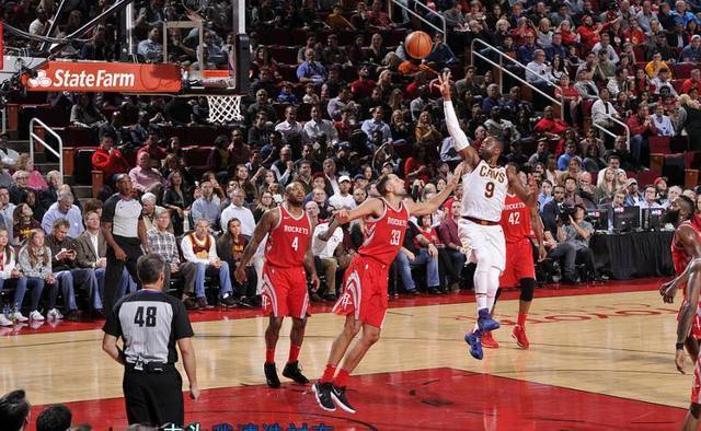 队战术的重 队战术的重